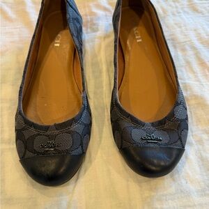 Coach Women's Black and Gray Ballet Flats